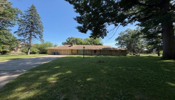 1001 Green Hills Road, Toledo, 43607, 3 Bedrooms Bedrooms, ,2 BathroomsBathrooms,Residential,For Sale,Green Hills,20262367