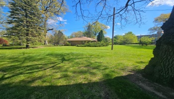 1001 Green Hills Road, Toledo, 43607, 3 Bedrooms Bedrooms, ,2 BathroomsBathrooms,Residential,For Sale,Green Hills,20262367