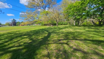 1001 Green Hills Road, Toledo, 43607, 3 Bedrooms Bedrooms, ,2 BathroomsBathrooms,Residential,For Sale,Green Hills,20262367