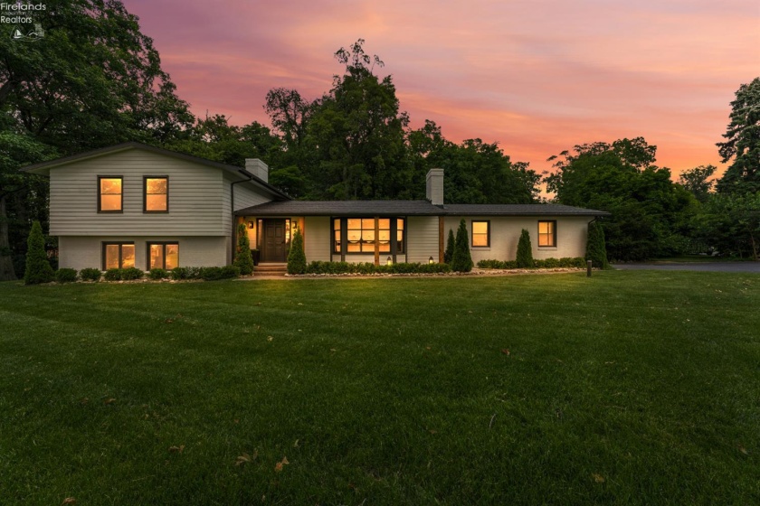 4661 Woodland Drive, Port Clinton, 43452, 3 Bedrooms Bedrooms, ,3 BathroomsBathrooms,Residential,For Sale,Woodland,20262403