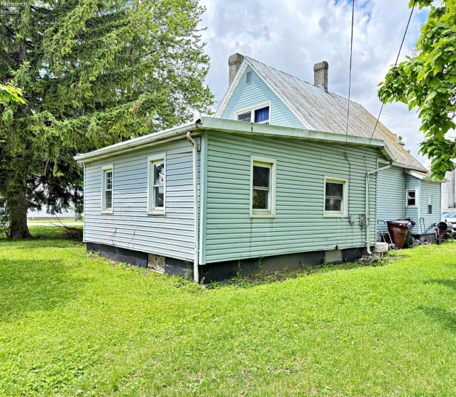 253 4th Avenue, Tiffin, 44883, ,Multiple Units,For Sale,4th,20262400