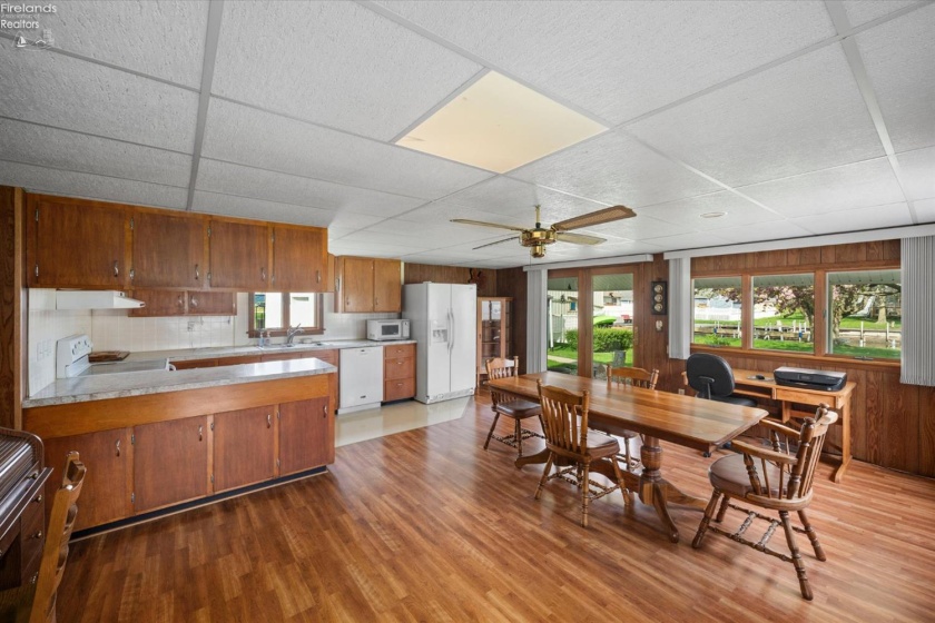 91 Nancy Drive, Port Clinton, 43452, 3 Bedrooms Bedrooms, ,2 BathroomsBathrooms,Residential,For Sale,Nancy,20262461