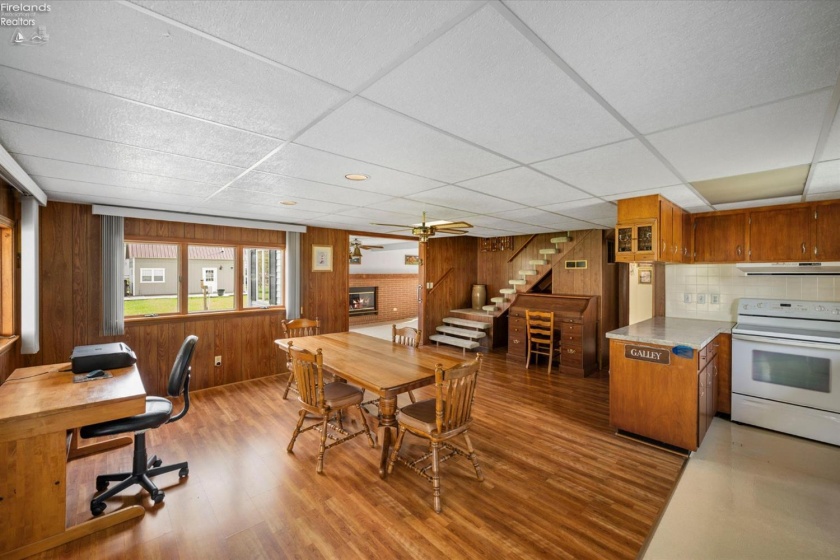 91 Nancy Drive, Port Clinton, 43452, 3 Bedrooms Bedrooms, ,2 BathroomsBathrooms,Residential,For Sale,Nancy,20262461