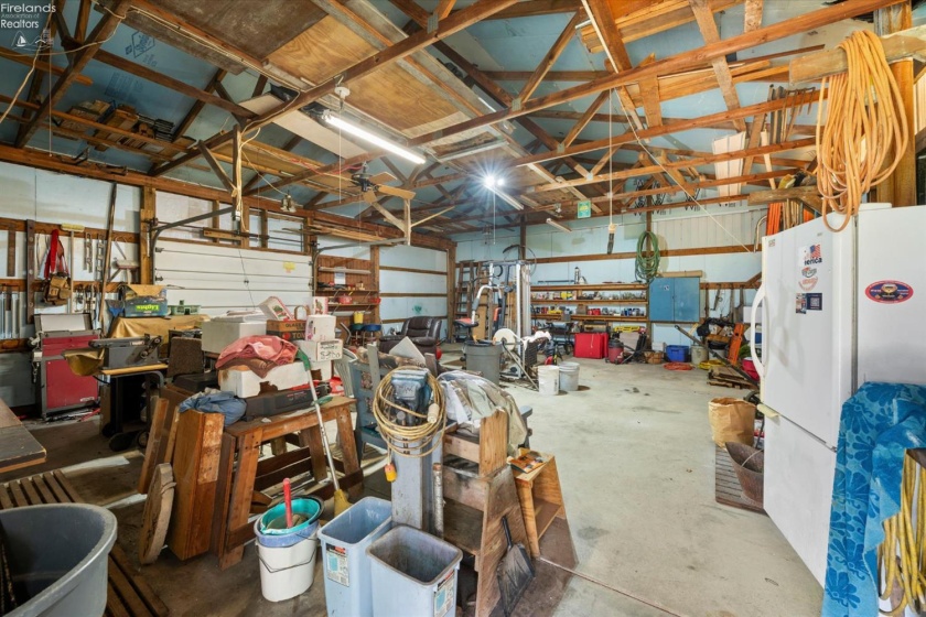 91 Nancy Drive, Port Clinton, 43452, 3 Bedrooms Bedrooms, ,2 BathroomsBathrooms,Residential,For Sale,Nancy,20262461