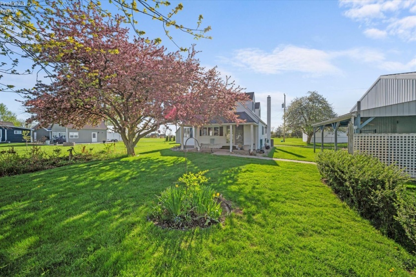 91 Nancy Drive, Port Clinton, 43452, 3 Bedrooms Bedrooms, ,2 BathroomsBathrooms,Residential,For Sale,Nancy,20262461
