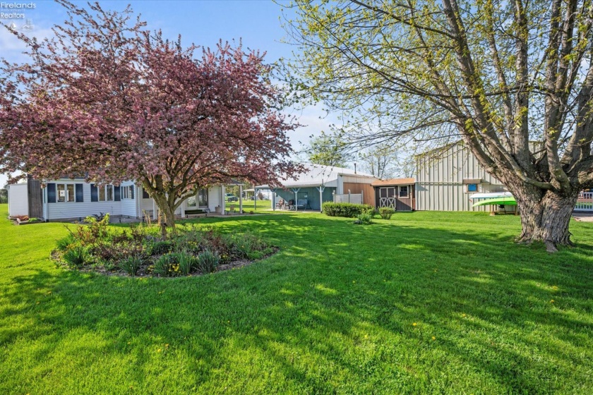 91 Nancy Drive, Port Clinton, 43452, 3 Bedrooms Bedrooms, ,2 BathroomsBathrooms,Residential,For Sale,Nancy,20262461