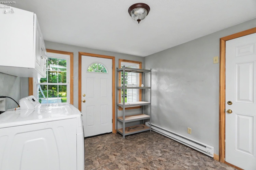 6161 State Route 61, Shelby, 44875, 2 Bedrooms Bedrooms, ,1 BathroomBathrooms,Residential,For Sale,State Route 61,20262466