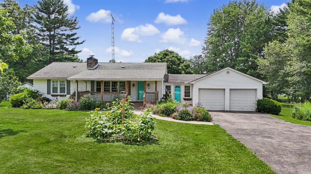 6161 State Route 61, Shelby, 44875, 2 Bedrooms Bedrooms, ,1 BathroomBathrooms,Residential,For Sale,State Route 61,20262466