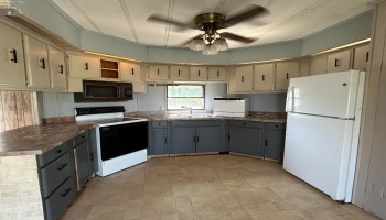 1730 Port Clinton Road, Fremont, 43420, 3 Bedrooms Bedrooms, ,2 BathroomsBathrooms,Residential,For Sale,Port Clinton,20262322