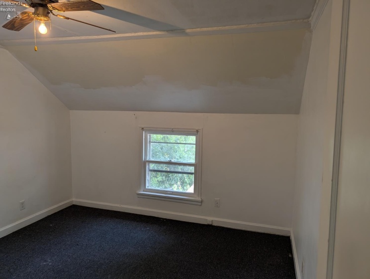 412 Ewing Street, Fremont, 43420, 2 Bedrooms Bedrooms, ,1 BathroomBathrooms,Residential,For Sale,Ewing,20262484