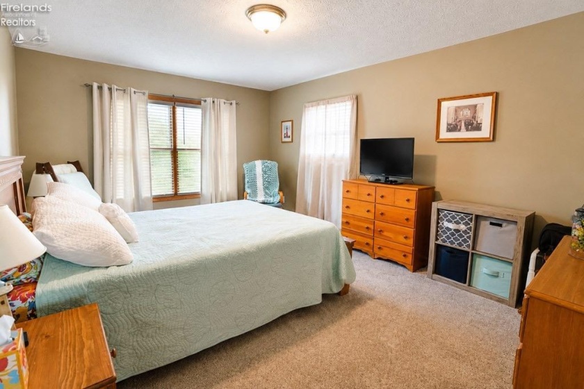 918 Armstrong St, Willard, 44890, 4 Bedrooms Bedrooms, ,3 BathroomsBathrooms,Residential,For Sale,Armstrong St,20262486