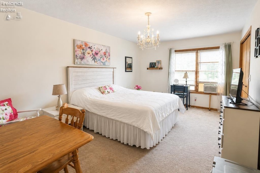 918 Armstrong St, Willard, 44890, 4 Bedrooms Bedrooms, ,3 BathroomsBathrooms,Residential,For Sale,Armstrong St,20262486