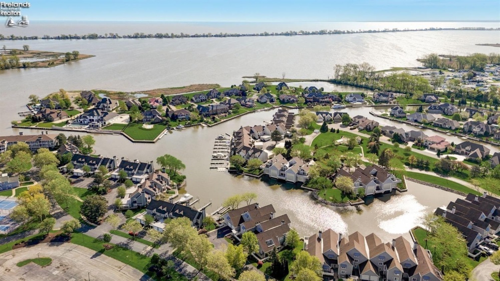 49 Marina Point Drive, Sandusky, 44870, 1 Bedroom Bedrooms, ,1 BathroomBathrooms,Residential,For Sale,Marina Point,20262475