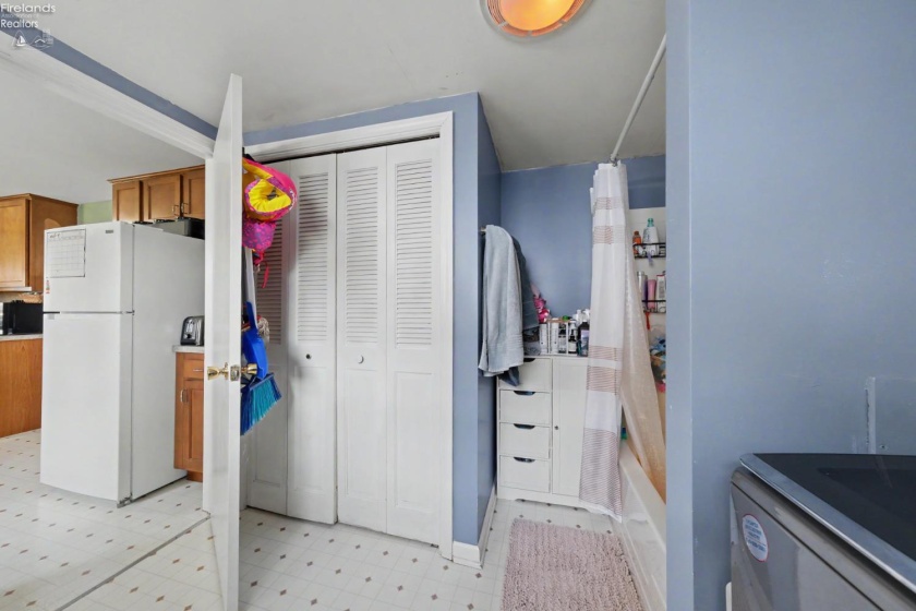 222 Kibler Street, New Washington, 44854, 2 Bedrooms Bedrooms, ,1 BathroomBathrooms,Residential,For Sale,Kibler,20262488