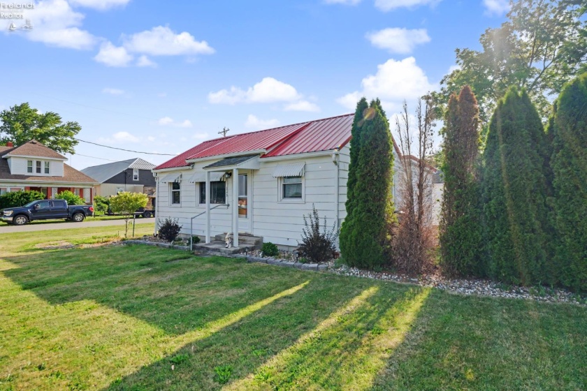 222 Kibler Street, New Washington, 44854, 2 Bedrooms Bedrooms, ,1 BathroomBathrooms,Residential,For Sale,Kibler,20262488