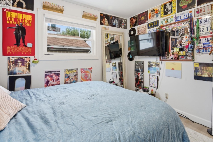 312 Linden Street, Port Clinton, 43452, 3 Bedrooms Bedrooms, ,2 BathroomsBathrooms,Residential,For Sale,Linden,20262349