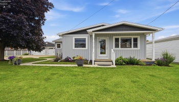312 Linden Street, Port Clinton, 43452, 3 Bedrooms Bedrooms, ,2 BathroomsBathrooms,Residential,For Sale,Linden,20262349