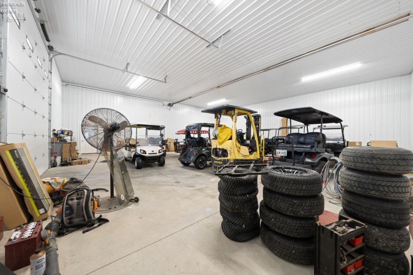 2667 Harbor Road, Port Clinton, 43452, ,Commercial,For Sale,Harbor,20262511