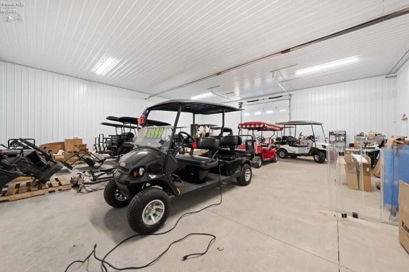 2667 Harbor Road, Port Clinton, 43452, ,Commercial,For Sale,Harbor,20262511