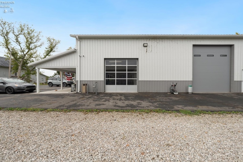 2667 Harbor Road, Port Clinton, 43452, ,Commercial,For Sale,Harbor,20262511