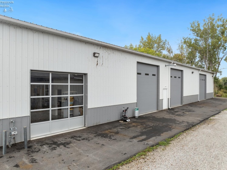 2667 Harbor Road, Port Clinton, 43452, ,Commercial,For Sale,Harbor,20262511