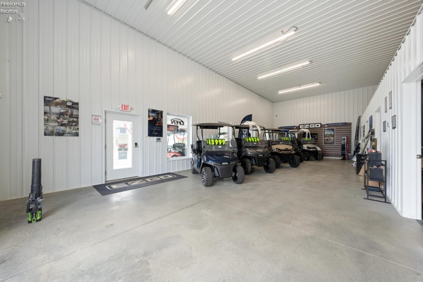 2667 Harbor Road, Port Clinton, 43452, ,Commercial,For Sale,Harbor,20262511