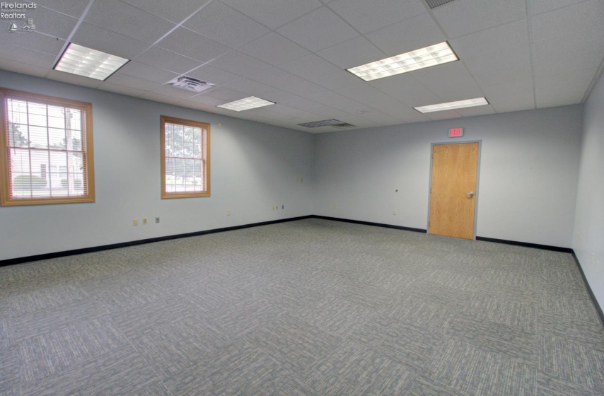 366 Portland Way, Galion, 44833, ,Commercial For Lease,For Lease,Portland,20262501
