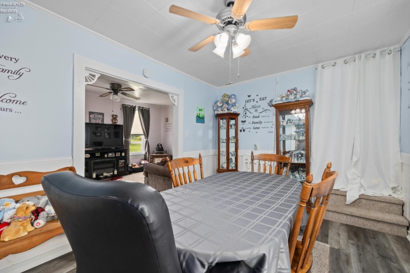 2105 Wayne Street, Sandusky, 44870, 3 Bedrooms Bedrooms, ,2 BathroomsBathrooms,Residential,For Sale,Wayne,20262506