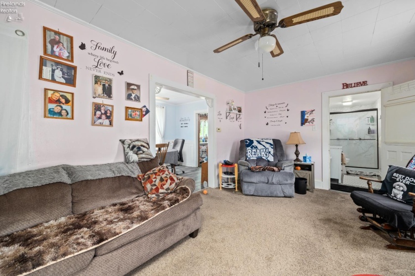 2105 Wayne Street, Sandusky, 44870, 3 Bedrooms Bedrooms, ,2 BathroomsBathrooms,Residential,For Sale,Wayne,20262506