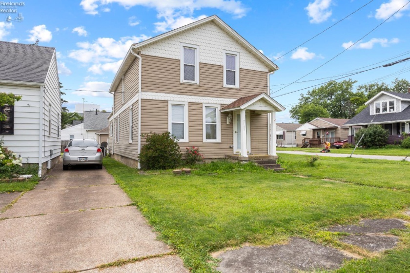 2105 Wayne Street, Sandusky, 44870, 3 Bedrooms Bedrooms, ,2 BathroomsBathrooms,Residential,For Sale,Wayne,20262506