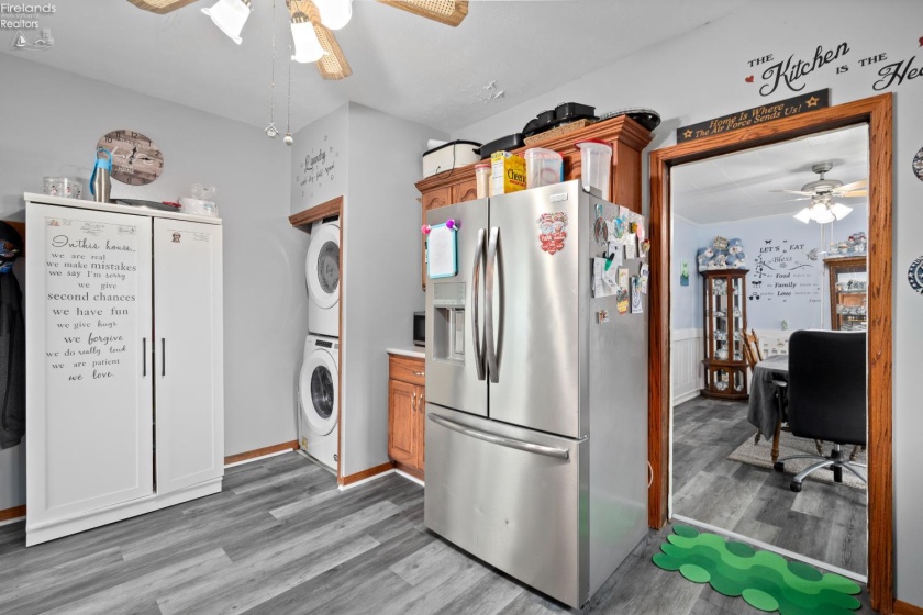2105 Wayne Street, Sandusky, 44870, 3 Bedrooms Bedrooms, ,2 BathroomsBathrooms,Residential,For Sale,Wayne,20262506
