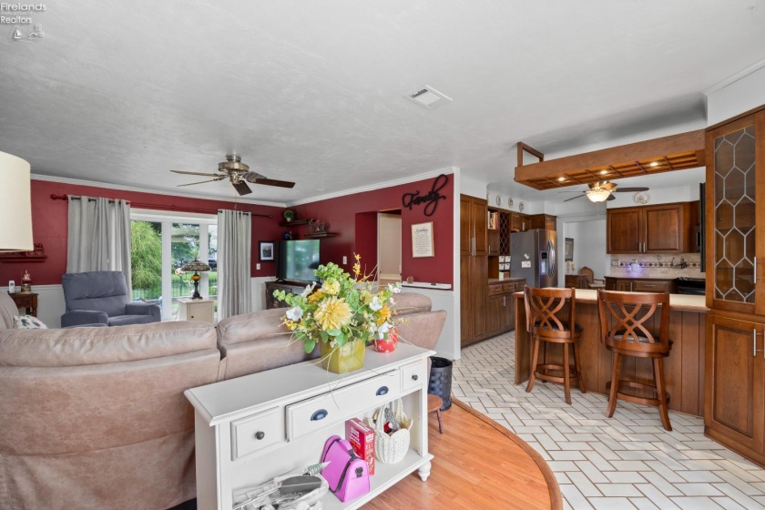 1361 Tettau Road, Port Clinton, 43452, 3 Bedrooms Bedrooms, ,2 BathroomsBathrooms,Residential,For Sale,Tettau,20262479