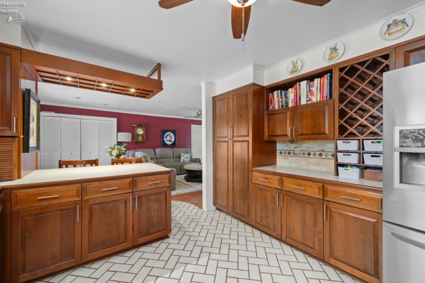 1361 Tettau Road, Port Clinton, 43452, 3 Bedrooms Bedrooms, ,2 BathroomsBathrooms,Residential,For Sale,Tettau,20262479