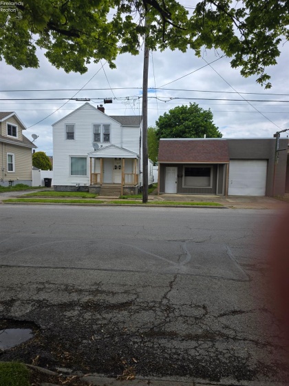 1524 Camp Street, Sandusky, 44870, 4 Bedrooms Bedrooms, ,2 BathroomsBathrooms,Residential,For Sale,Camp,20262491