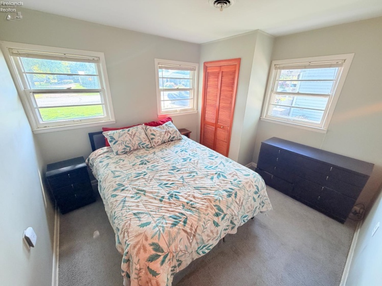302 Perryview Drive, Marblehead, 43440, 2 Bedrooms Bedrooms, ,1 BathroomBathrooms,Residential,For Sale,Perryview,20262514