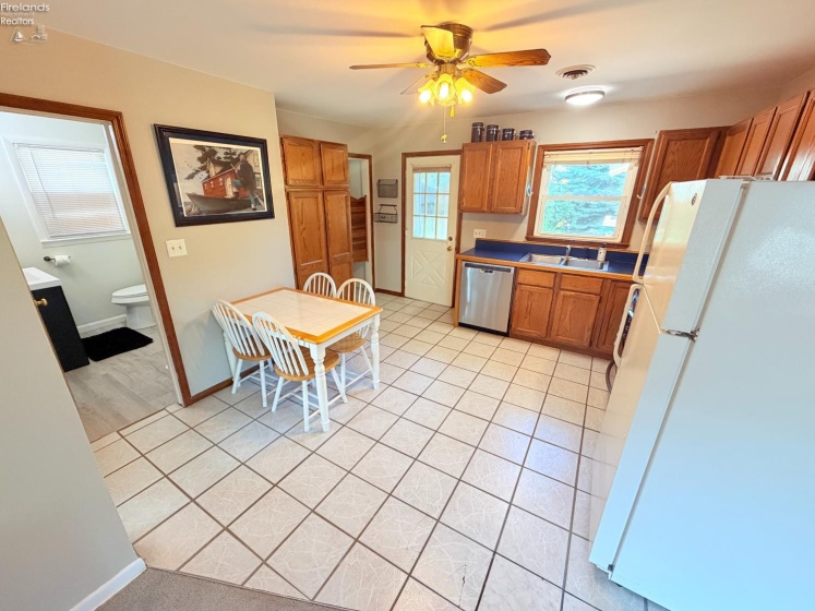 302 Perryview Drive, Marblehead, 43440, 2 Bedrooms Bedrooms, ,1 BathroomBathrooms,Residential,For Sale,Perryview,20262514