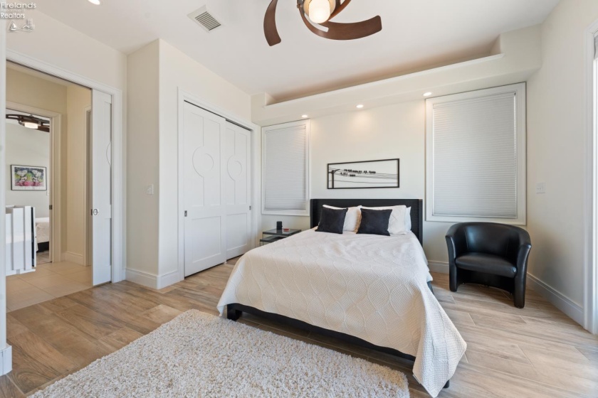 493 Bay Point Boulevard, Marblehead, 43440, 4 Bedrooms Bedrooms, ,5 BathroomsBathrooms,Residential,For Sale,Bay Point,20262298