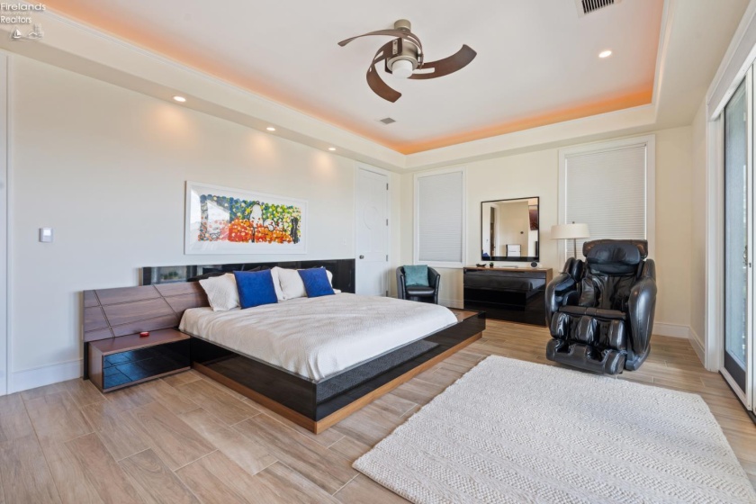 493 Bay Point Boulevard, Marblehead, 43440, 4 Bedrooms Bedrooms, ,5 BathroomsBathrooms,Residential,For Sale,Bay Point,20262298