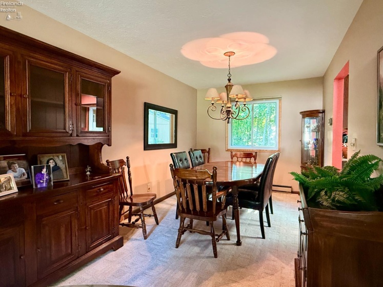 853 ALAMEDA Avenue, Sheffield Lake, 44054, 3 Bedrooms Bedrooms, ,2 BathroomsBathrooms,Residential,For Sale,ALAMEDA,20262509