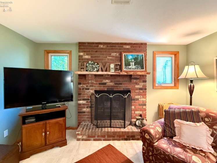 853 ALAMEDA Avenue, Sheffield Lake, 44054, 3 Bedrooms Bedrooms, ,2 BathroomsBathrooms,Residential,For Sale,ALAMEDA,20262509
