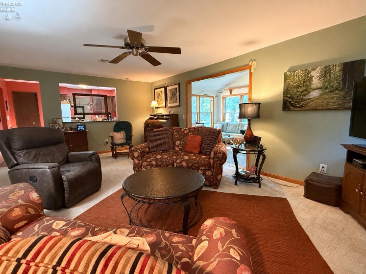 853 ALAMEDA Avenue, Sheffield Lake, 44054, 3 Bedrooms Bedrooms, ,2 BathroomsBathrooms,Residential,For Sale,ALAMEDA,20262509