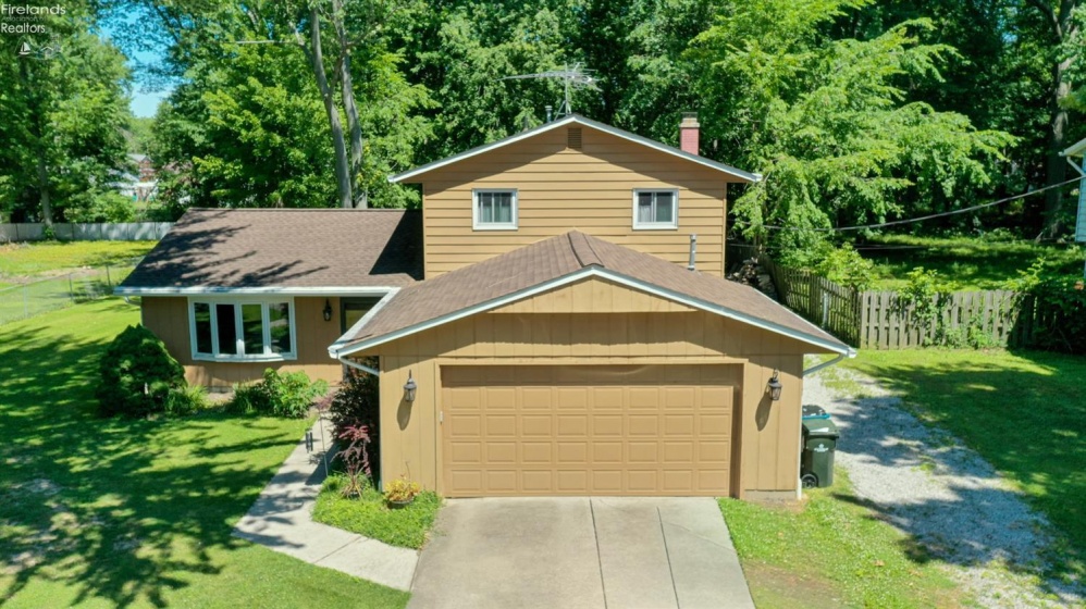 853 ALAMEDA Avenue, Sheffield Lake, 44054, 3 Bedrooms Bedrooms, ,2 BathroomsBathrooms,Residential,For Sale,ALAMEDA,20262509