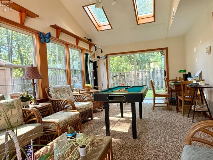 853 ALAMEDA Avenue, Sheffield Lake, 44054, 3 Bedrooms Bedrooms, ,2 BathroomsBathrooms,Residential,For Sale,ALAMEDA,20262509