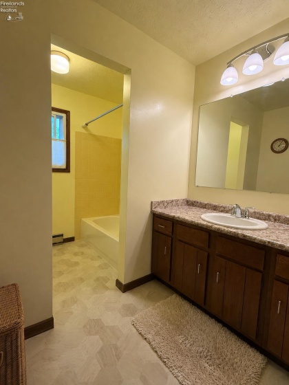 853 ALAMEDA Avenue, Sheffield Lake, 44054, 3 Bedrooms Bedrooms, ,2 BathroomsBathrooms,Residential,For Sale,ALAMEDA,20262509