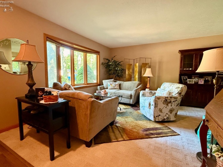 853 ALAMEDA Avenue, Sheffield Lake, 44054, 3 Bedrooms Bedrooms, ,2 BathroomsBathrooms,Residential,For Sale,ALAMEDA,20262509