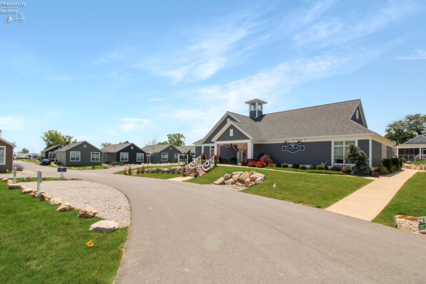 10850 Bayshore Rd Cardinal, Marblehead, 43440, 3 Bedrooms Bedrooms, ,2 BathroomsBathrooms,Residential,For Sale,Bayshore Rd Cardinal,20262512