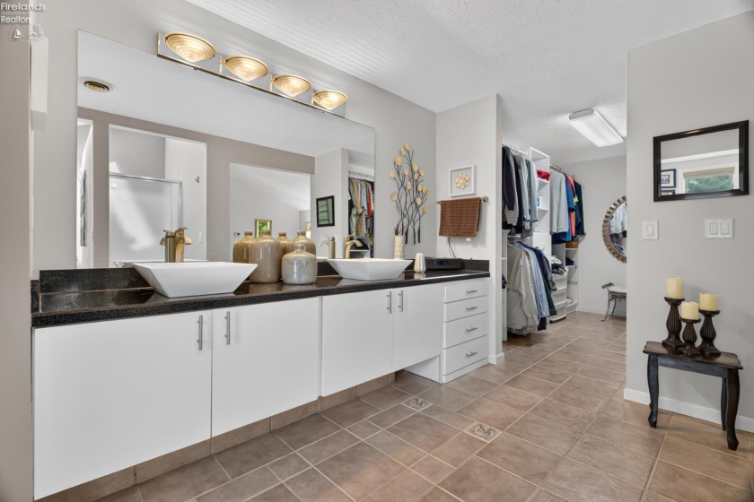 1193 Wildwood Drive, Vermilion, 44089, 4 Bedrooms Bedrooms, ,4 BathroomsBathrooms,Residential,For Sale,Wildwood,20262496