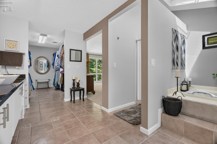 1193 Wildwood Drive, Vermilion, 44089, 4 Bedrooms Bedrooms, ,4 BathroomsBathrooms,Residential,For Sale,Wildwood,20262496