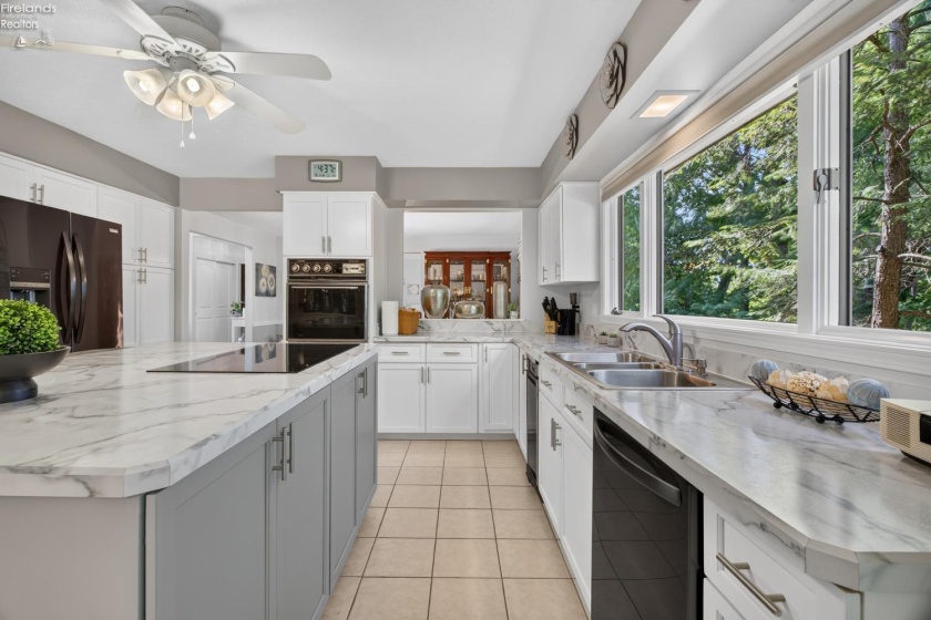 1193 Wildwood Drive, Vermilion, 44089, 4 Bedrooms Bedrooms, ,4 BathroomsBathrooms,Residential,For Sale,Wildwood,20262496