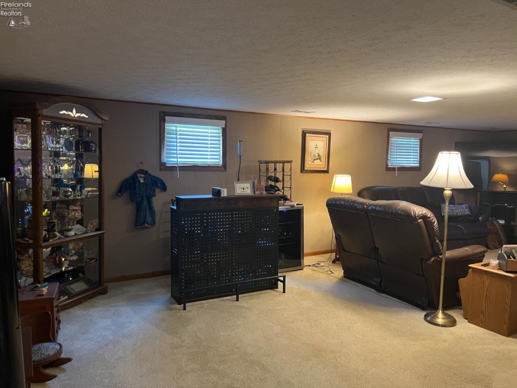 823 Gloucester Drive, Huron, 44839, 3 Bedrooms Bedrooms, ,2 BathroomsBathrooms,Residential,For Sale,Gloucester,20262448